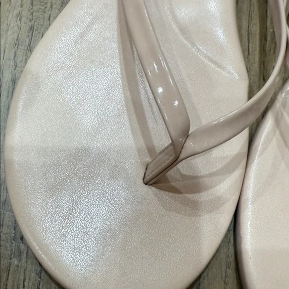 BAMBOO Light Pink Sandals - Picture 4 of 5